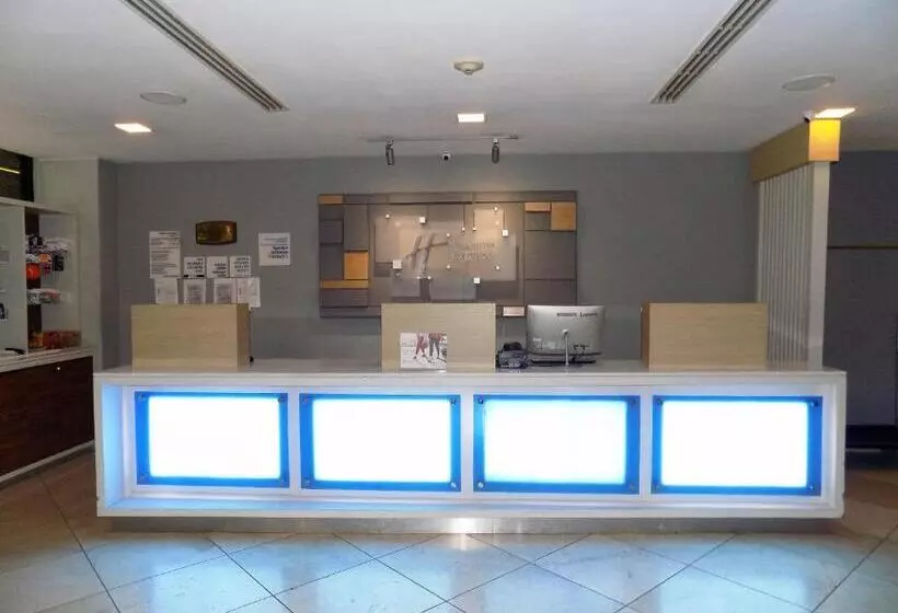 ホテル Holiday Inn Express Mexico Santa Fe By Ihg