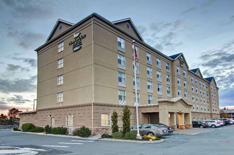 ホテル Homewood Suites By Hilton Sudbury