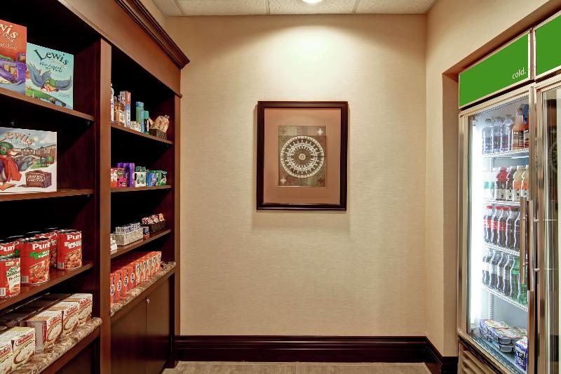 ホテル Homewood Suites By Hilton Sudbury