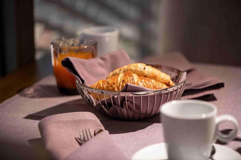 בית מלון כפרי Illuster  Urban & Local