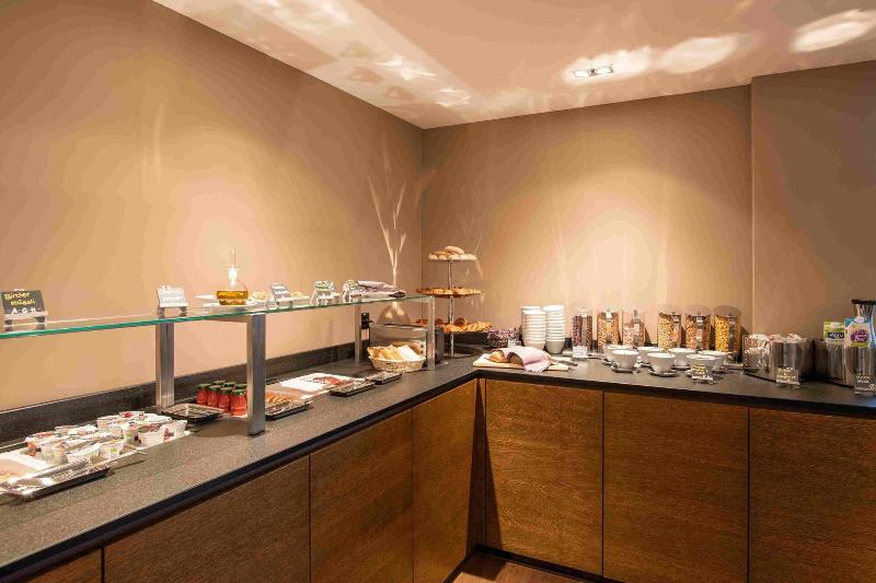 בית מלון כפרי Illuster  Urban & Local