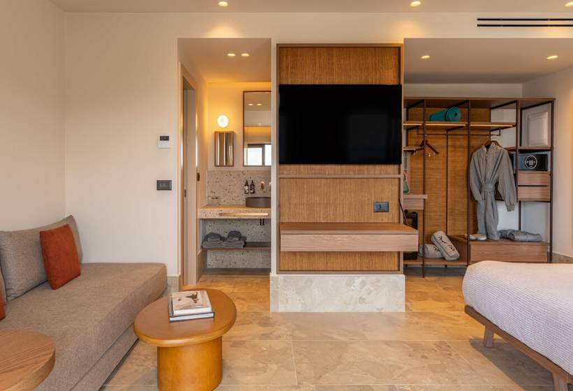 فندق Innside by Meliá Elounda