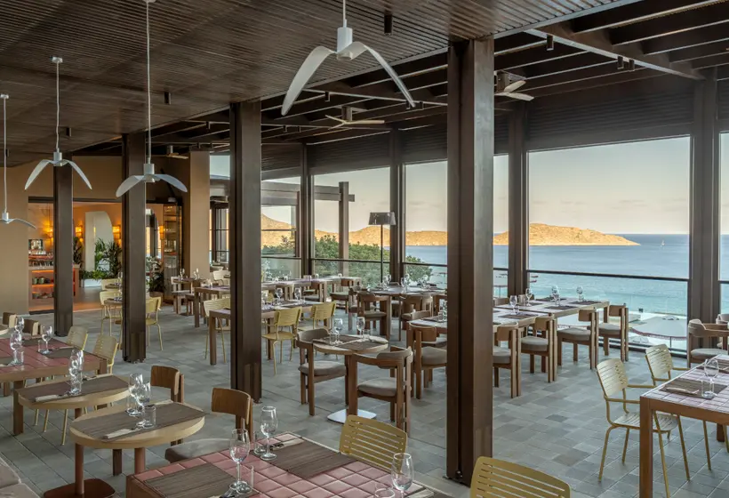 Hotelli Innside by Meliá Elounda