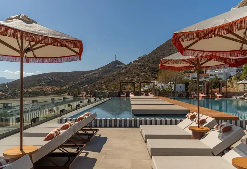 Hotelli Innside by Meliá Elounda