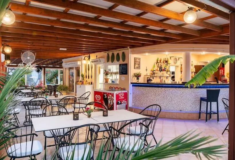 Hotel Konstantina Apartments