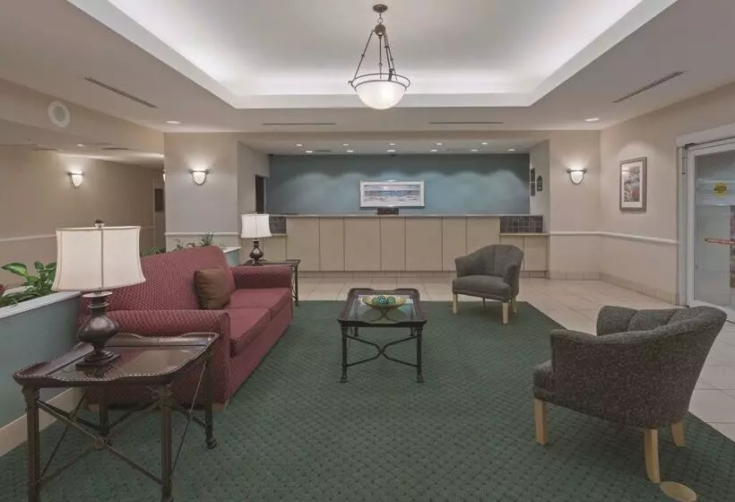 هتل La Quinta Inn And Suites Fort Myers I75