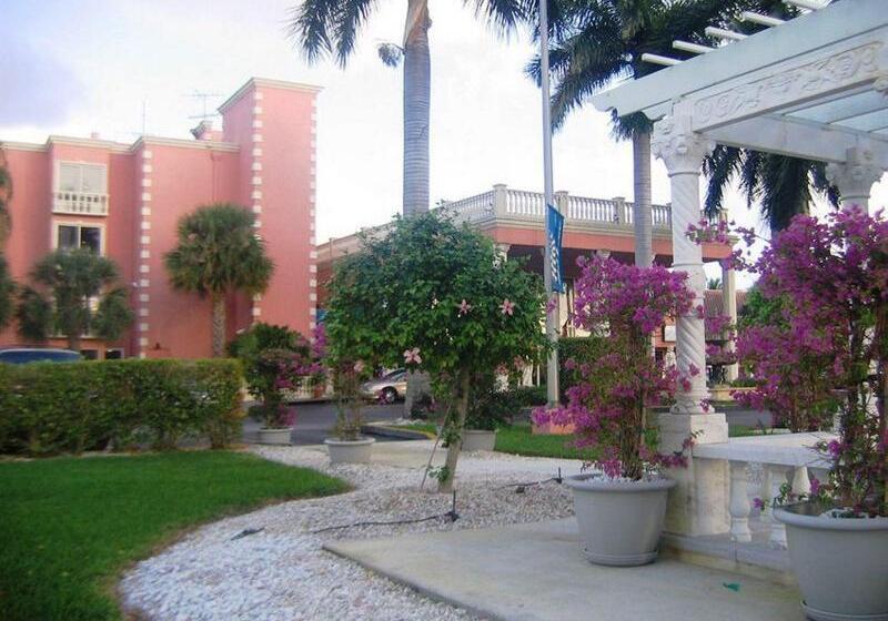 Отель Miami Gardens Inn & Suites
