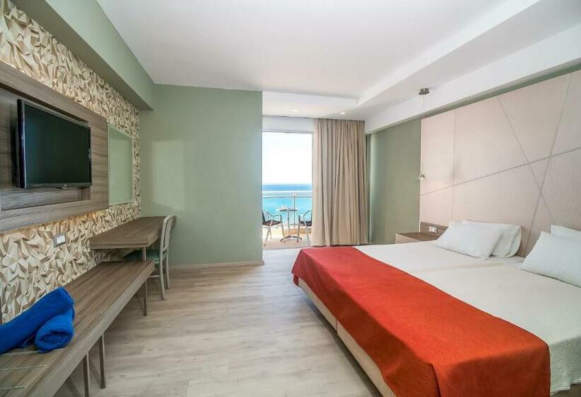 فندق Pegasos Deluxe Beach