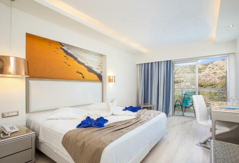 فندق Pegasos Deluxe Beach