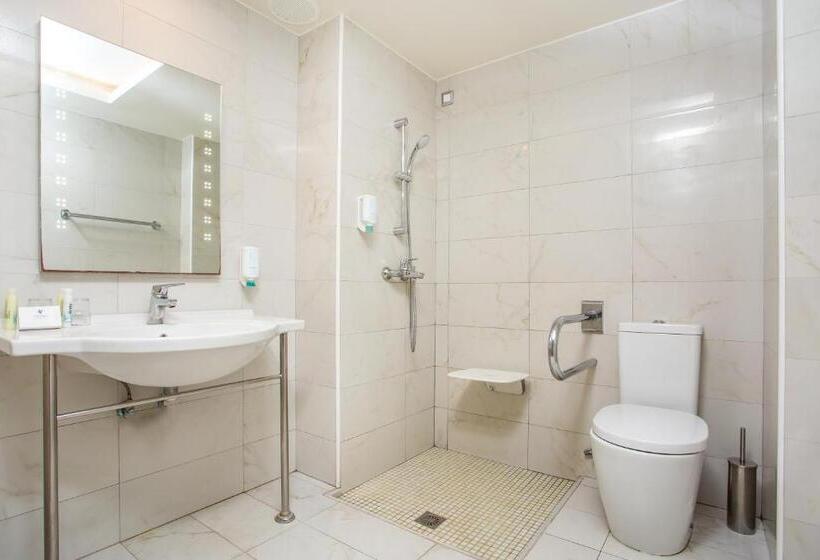 فندق Pegasos Deluxe Beach