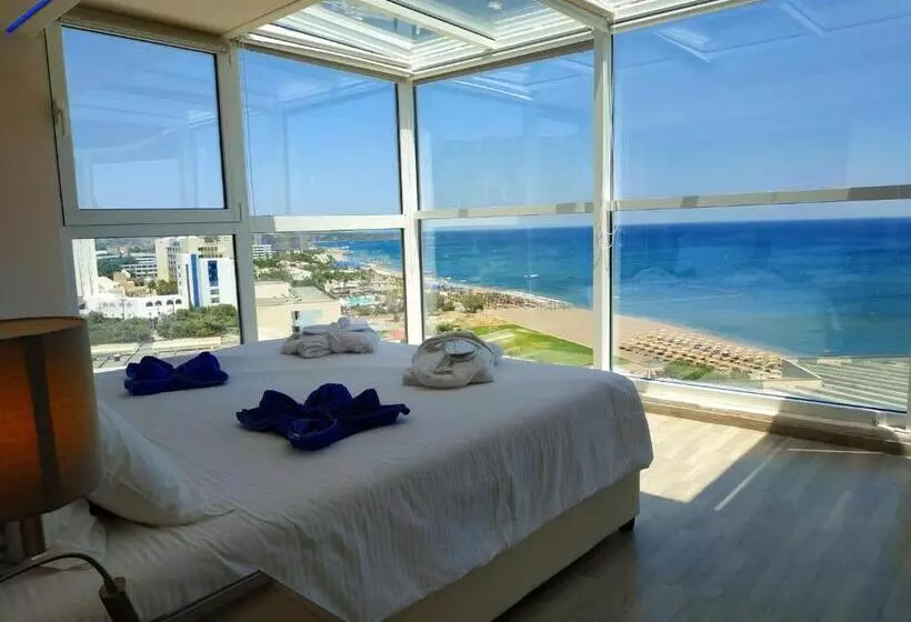 Hotel Pegasos Deluxe Beach