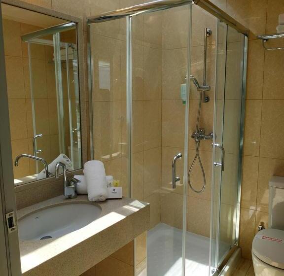 فندق Pegasos Deluxe Beach