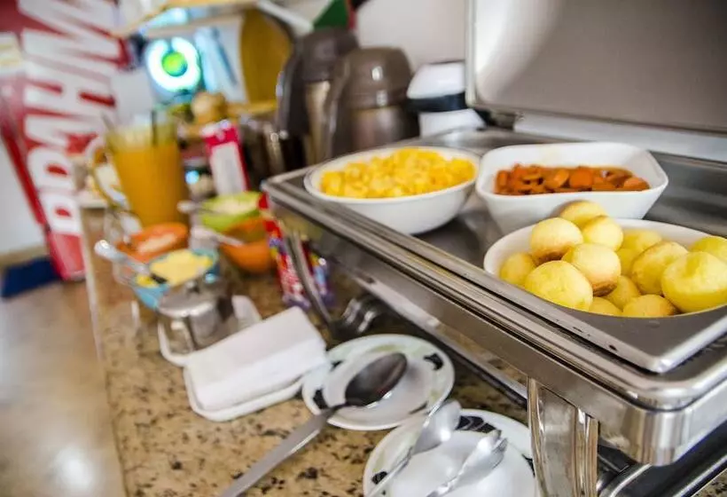 酒店 Iracemar   Piscina Aquecida