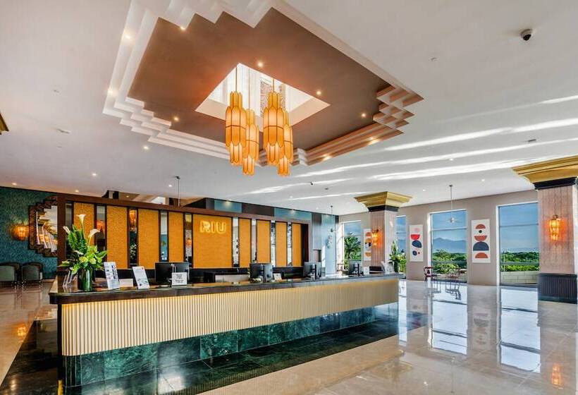 Hotel Riu Vallarta - All Inclusive