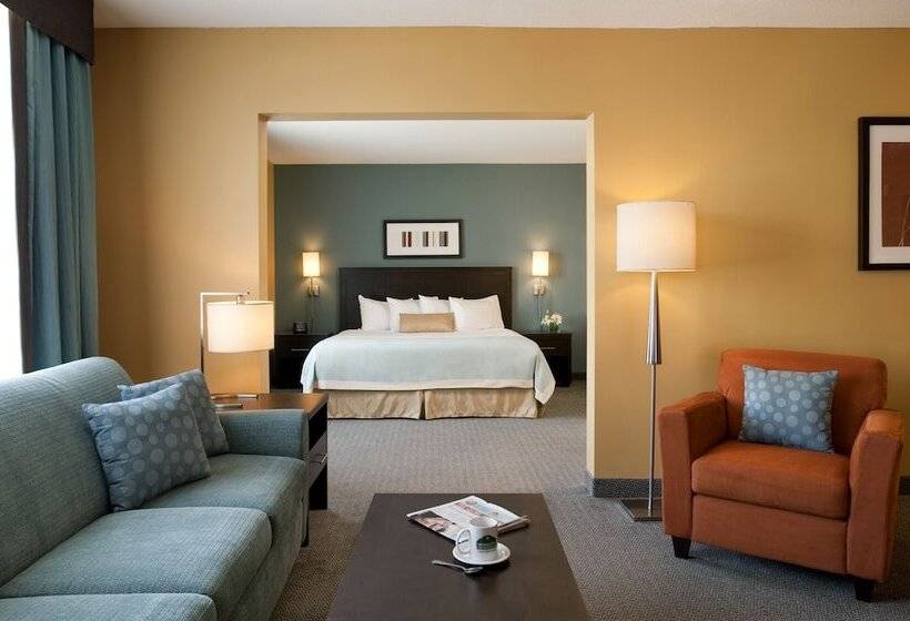 هتل Wingate By Wyndham Regina