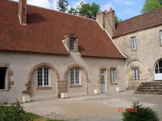 ベッドアンドブレックファースト Château De Villars