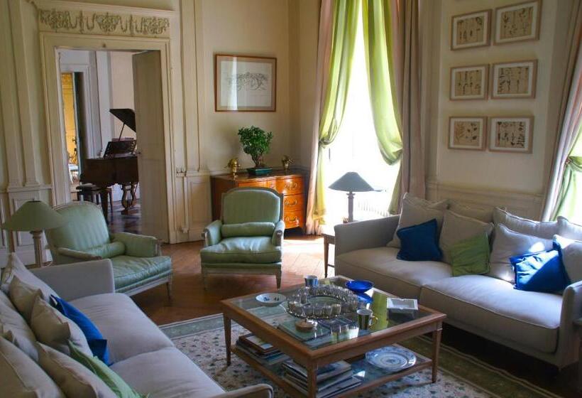 مبيت وإفطار Demeure Les Montys