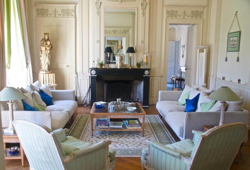 مبيت وإفطار Demeure Les Montys