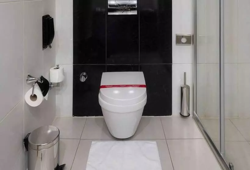 هتل Ramada By Wyndham Erbil Gulan Street