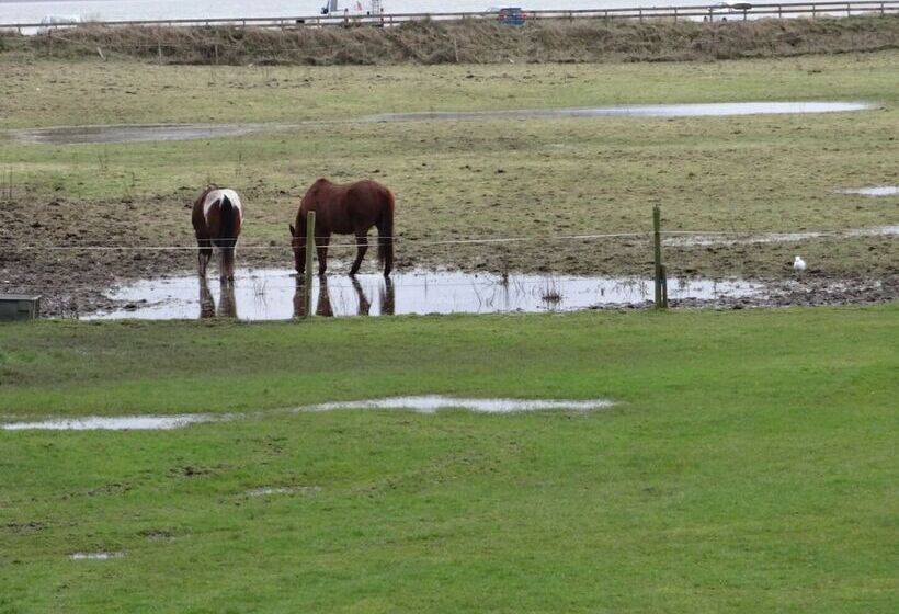 Sea View Cottage Lake District Coast, Haverigg