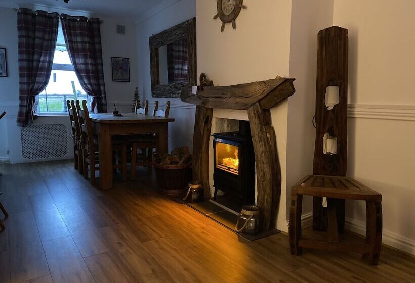 Sea View Cottage Lake District Coast, Haverigg