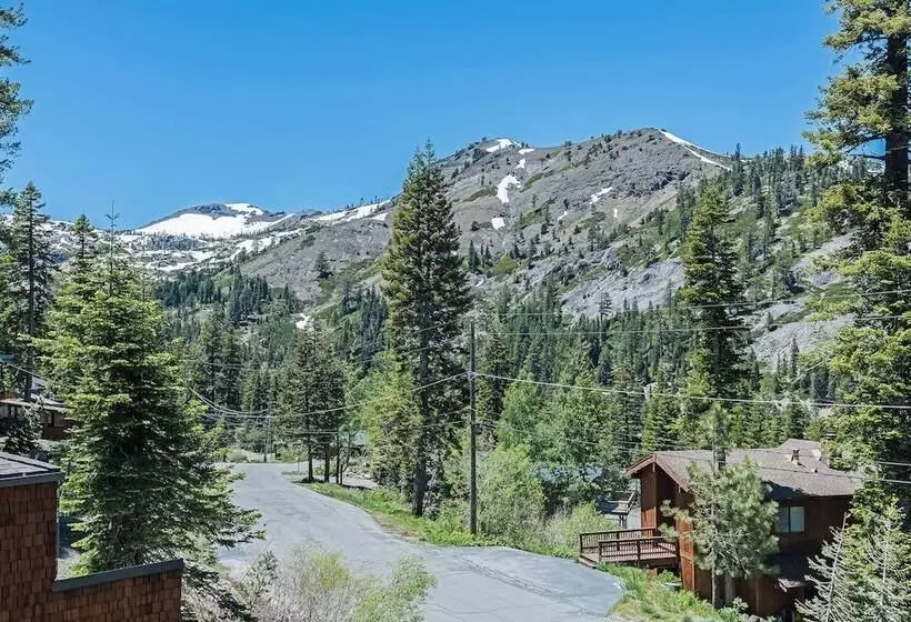 Alpine Meadows Cabin