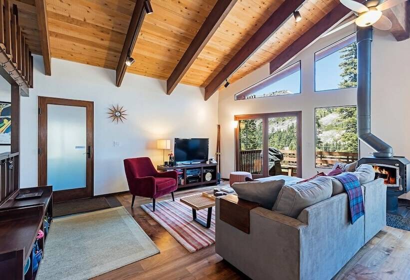 Alpine Meadows Cabin