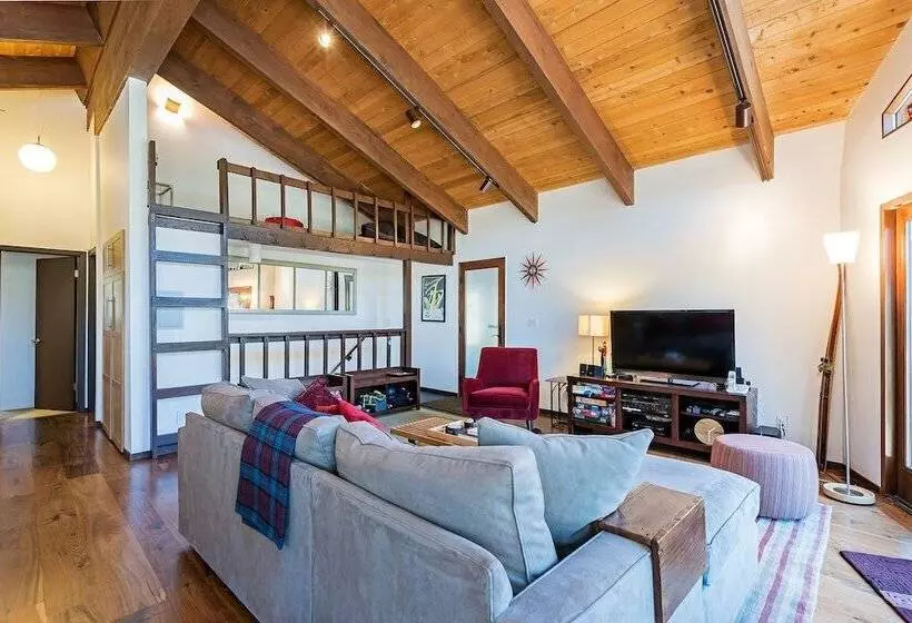 Alpine Meadows Cabin