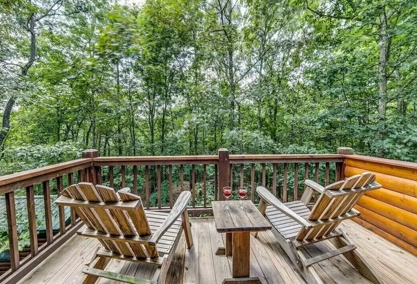 Bear Foot Ridge Pet Friendly, Blue Ridge & Casino