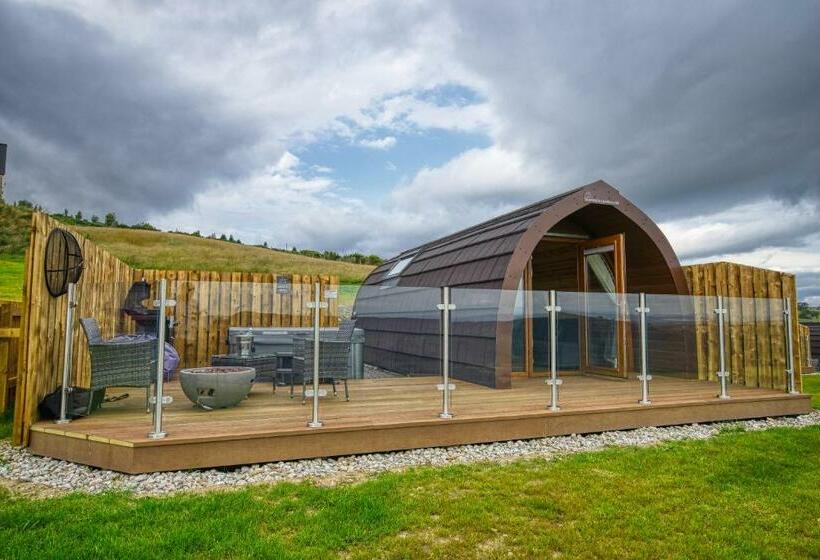Hotelli Highland Heights Luxury Glamping