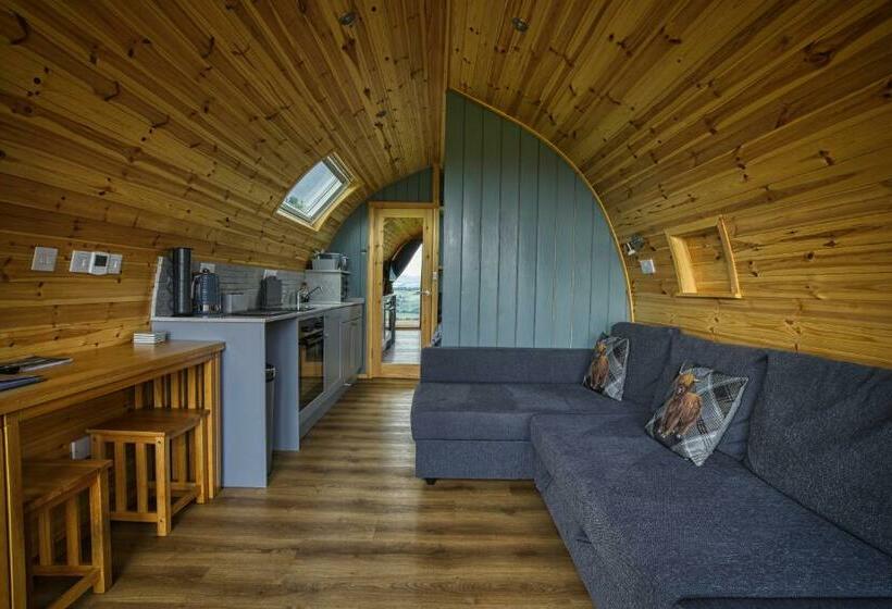 Hotelli Highland Heights Luxury Glamping