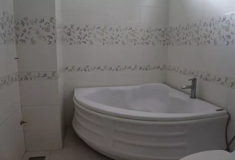 هتل Khang Khang 2