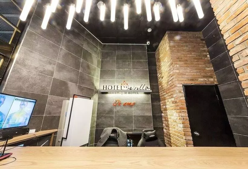 مُتل Pyeongtaek Seville