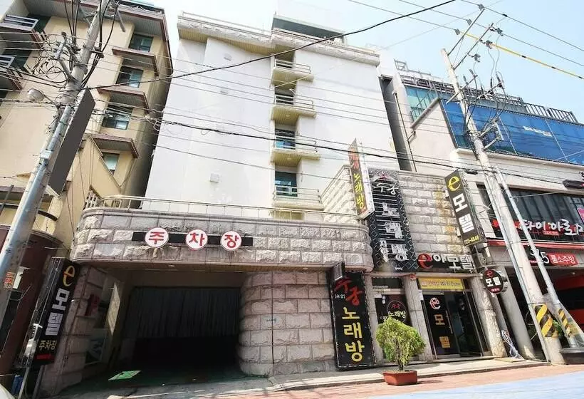 モーテル Suncheon E