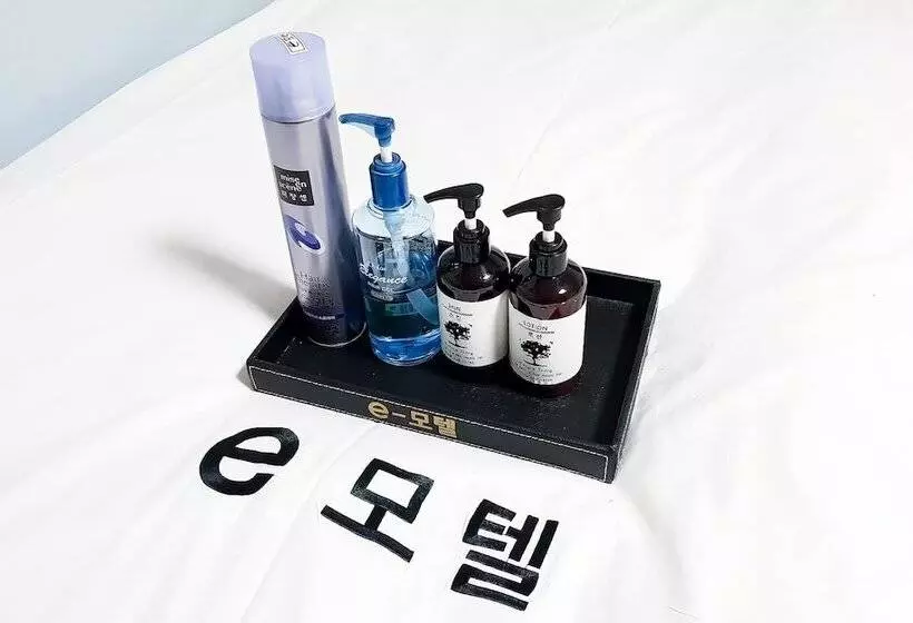 モーテル Suncheon E