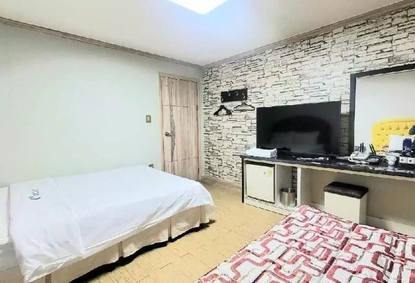 モーテル Suncheon E