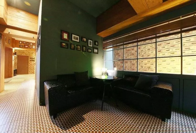 مُتل Suwon City Hall Stn Soseol Smith