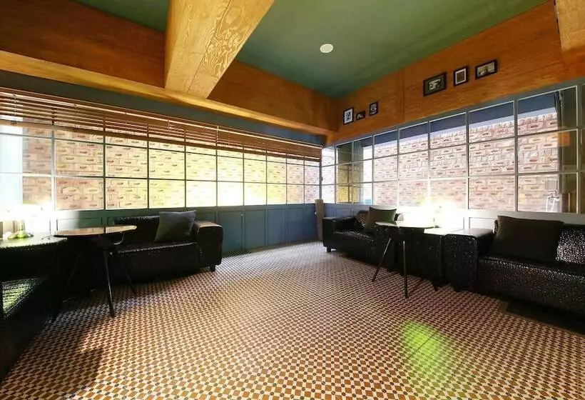 مُتل Suwon City Hall Stn Soseol Smith