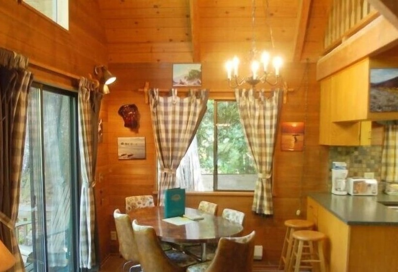 Mt Baker Lodging Cabin 53 Sleeps 6
