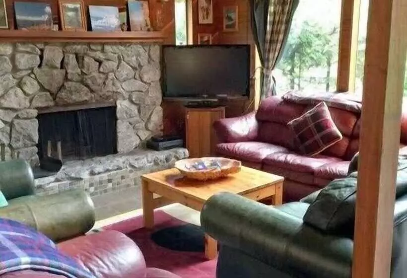 Mt Baker Lodging Cabin 53 Sleeps 6