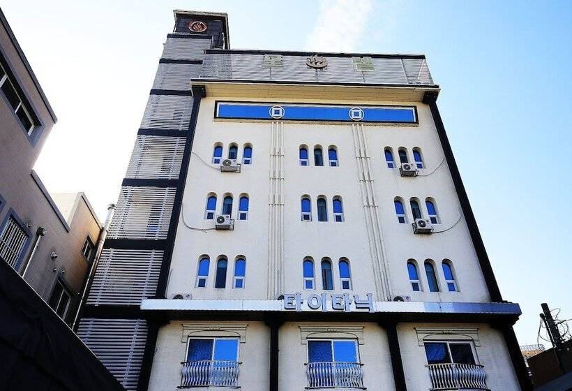 Nonsan Titanic Motel