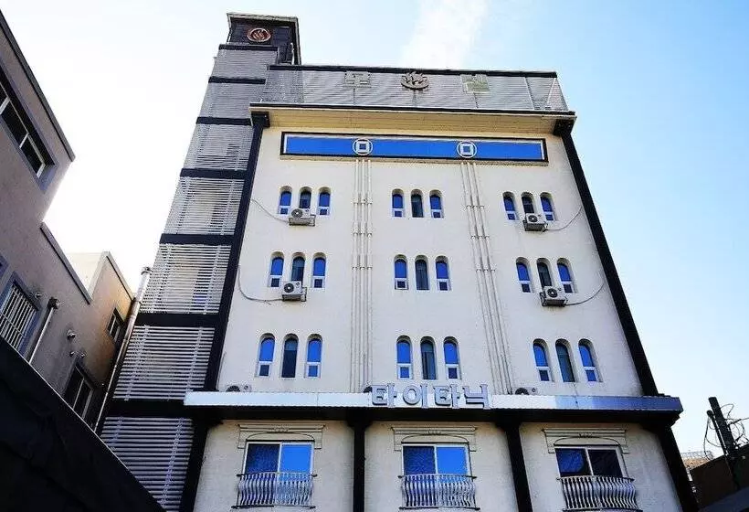 Nonsan Titanic Motel