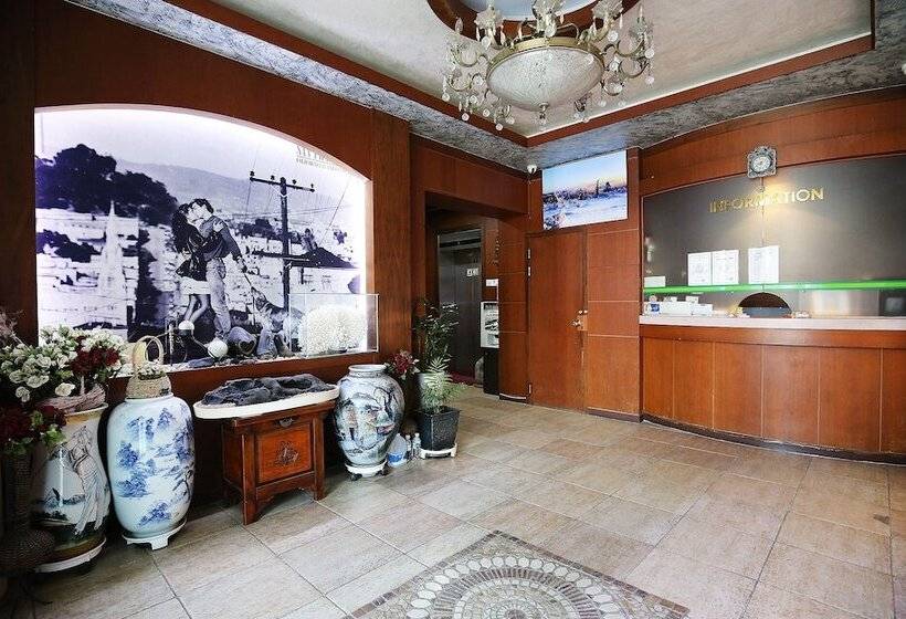 Nonsan Titanic Motel