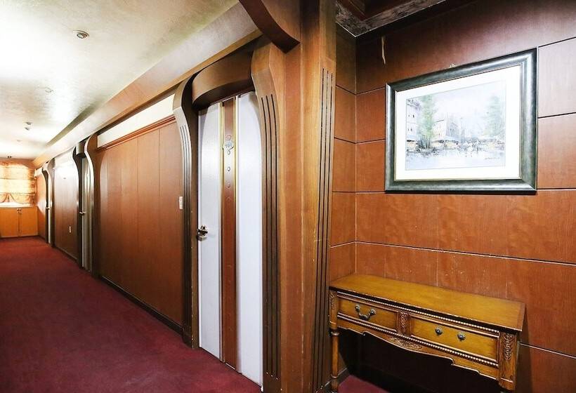 Nonsan Titanic Motel