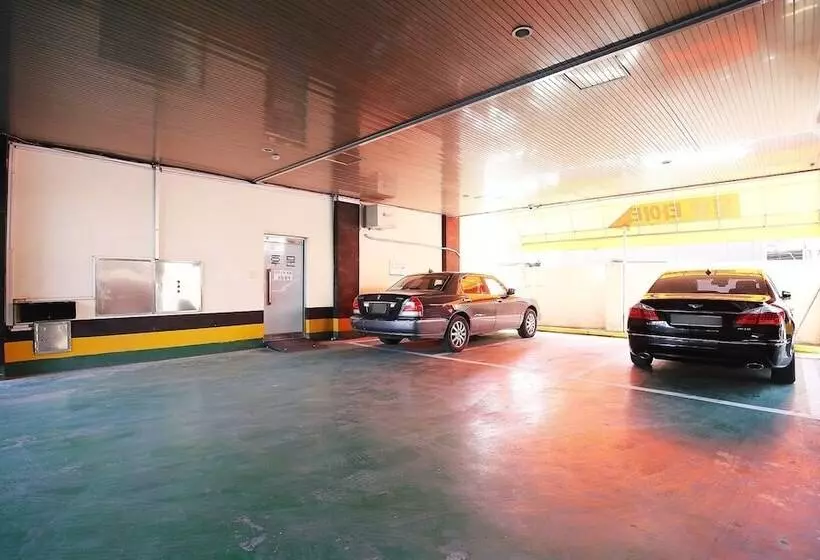 Nonsan Titanic Motel