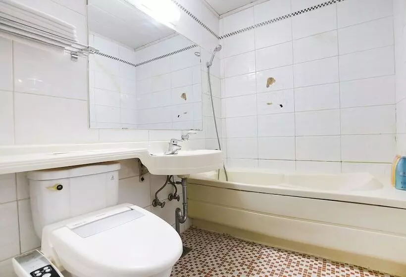 Nonsan Titanic Motel