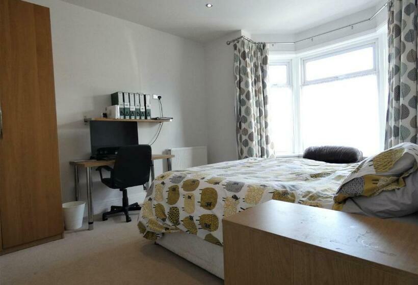 膳宿费 Townhouse @ 33 Kinver Street Stoke