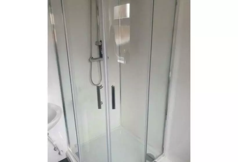 Majatalo Townhouse @ 33 Kinver Street Stoke