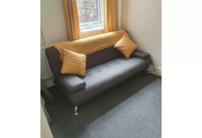 Majatalo Townhouse @ 33 Kinver Street Stoke