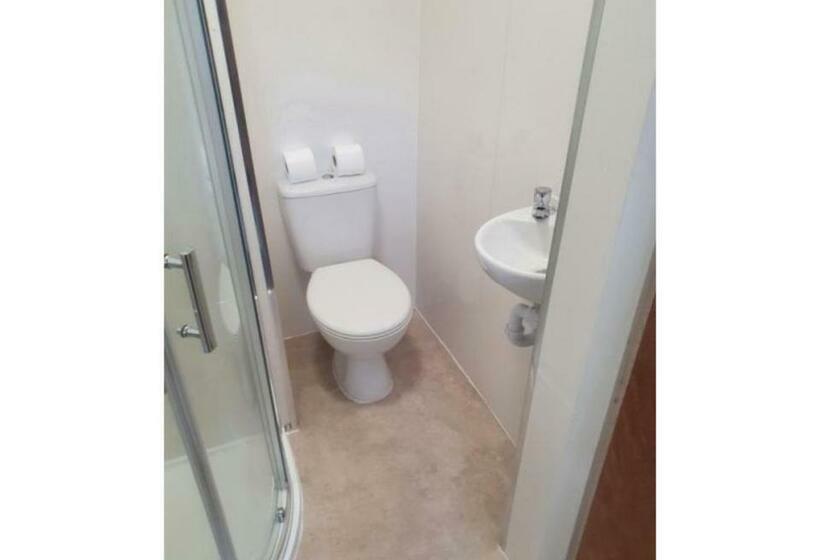 膳宿费 Townhouse @ 33 Kinver Street Stoke